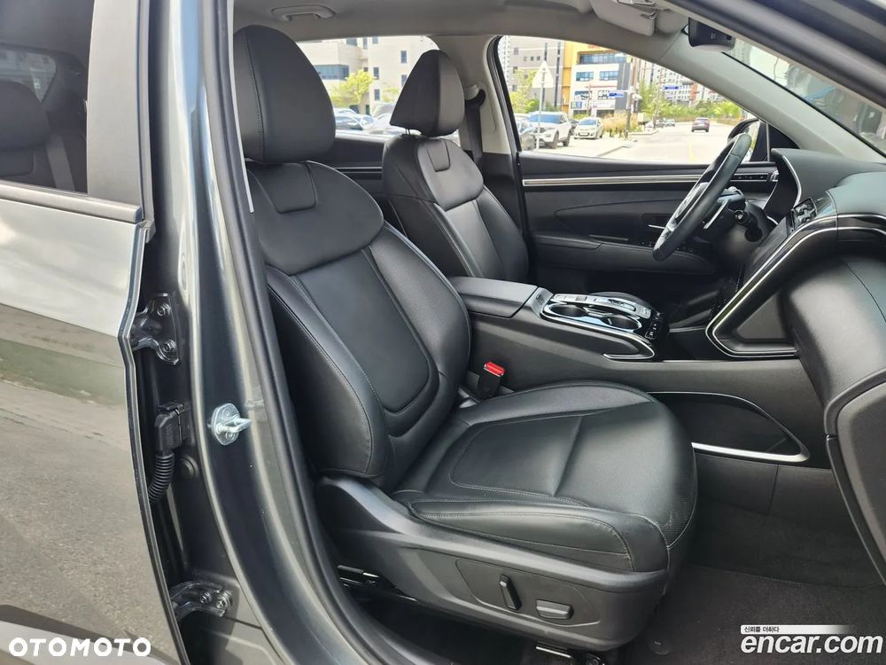 Hyundai Tucson 1.6 T-GDi 48V Platinum 4WD DCT - 16