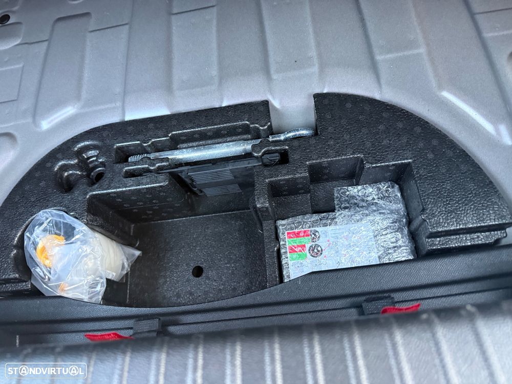 DS DS3 Crossback E-TENSE PERFORMANCE LINE + - 45