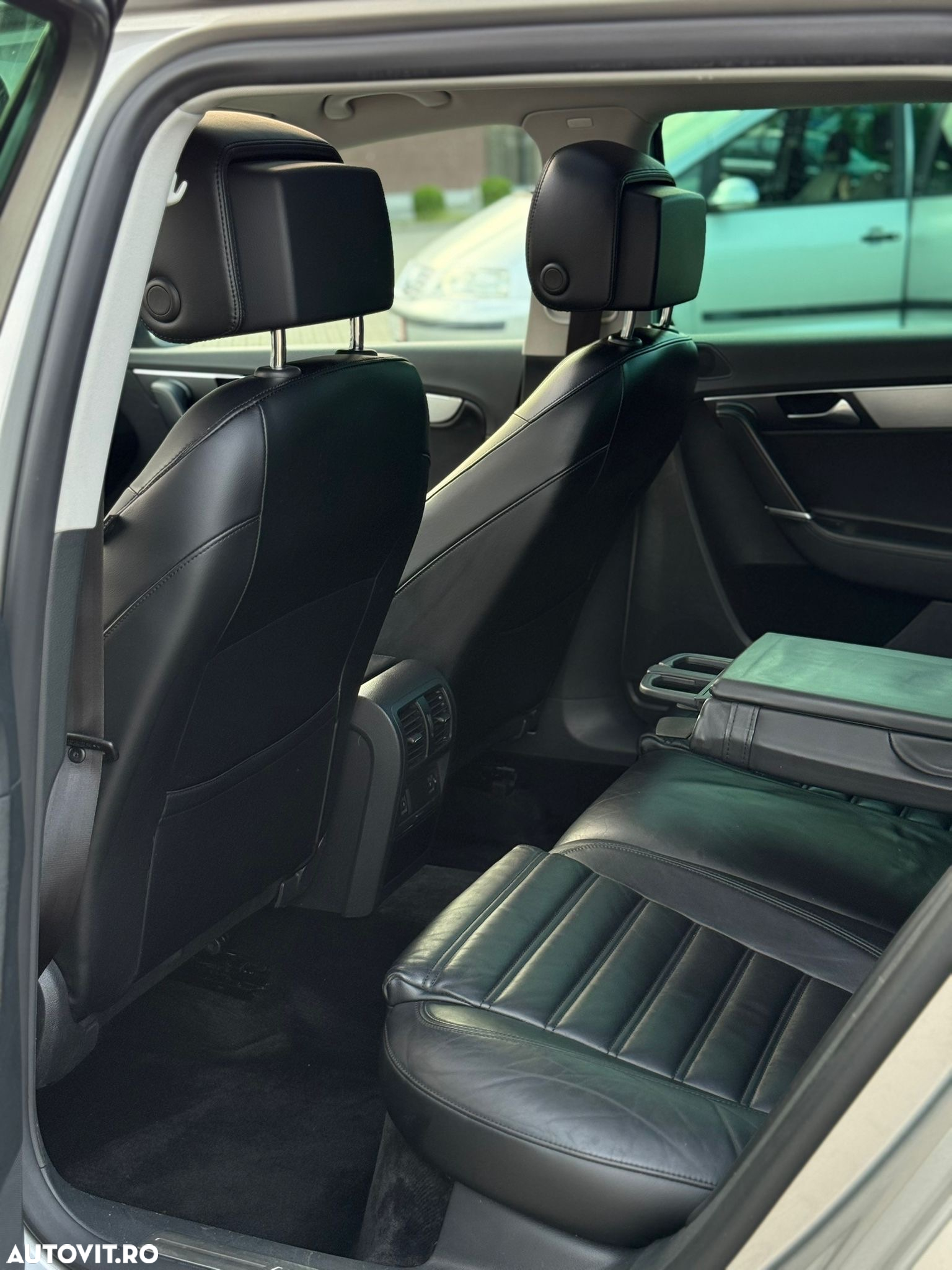 Volkswagen Passat Alltrack 2.0 TDI 4Motion BMT - 11