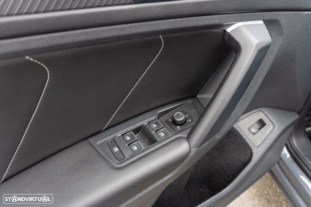 VW Tiguan 1.4 TSI eHybrid R-Line DSG - 17