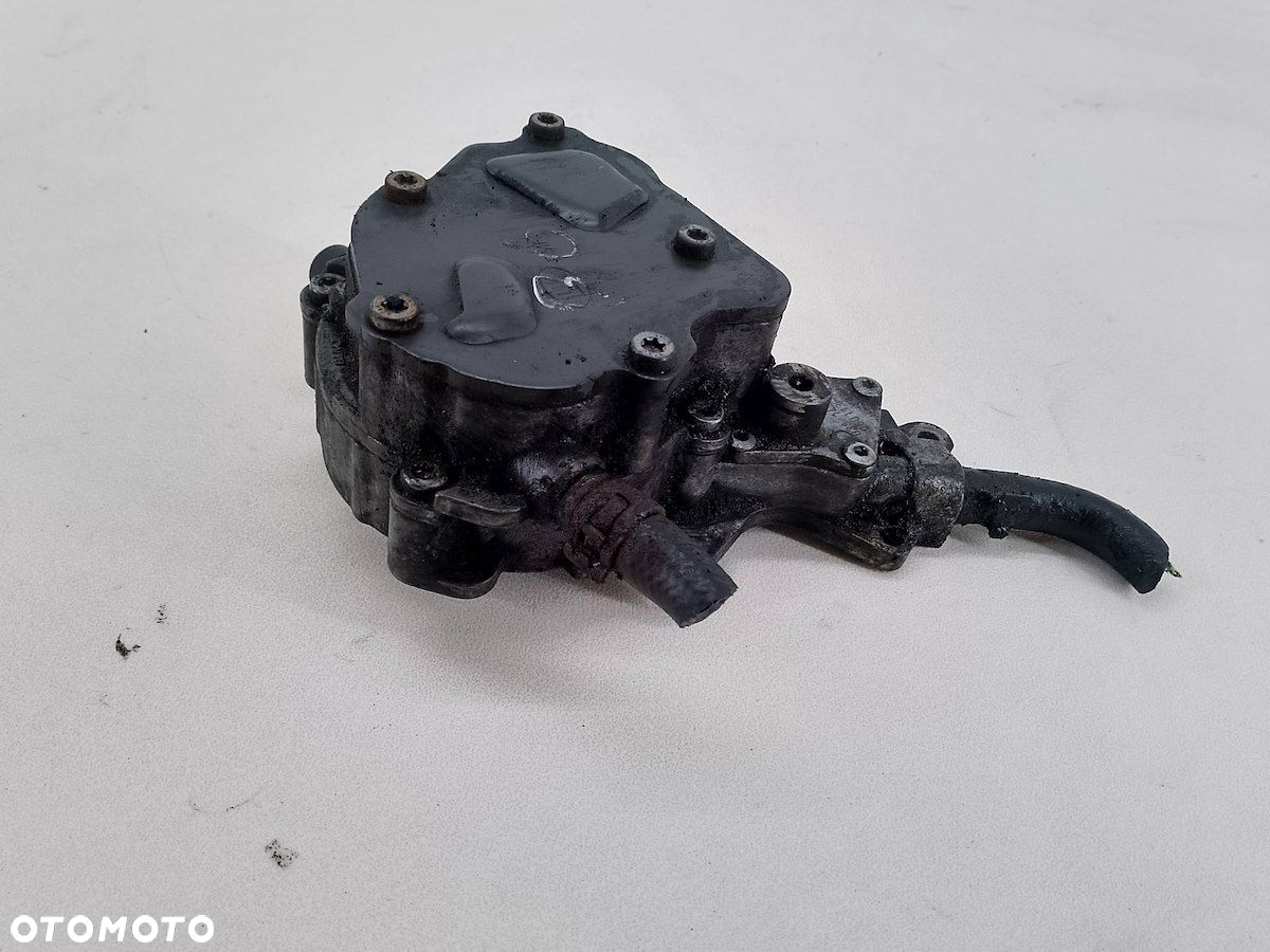 POMPA VACUM VW PASSAT B6 038145209H 2.0 TDI - 4