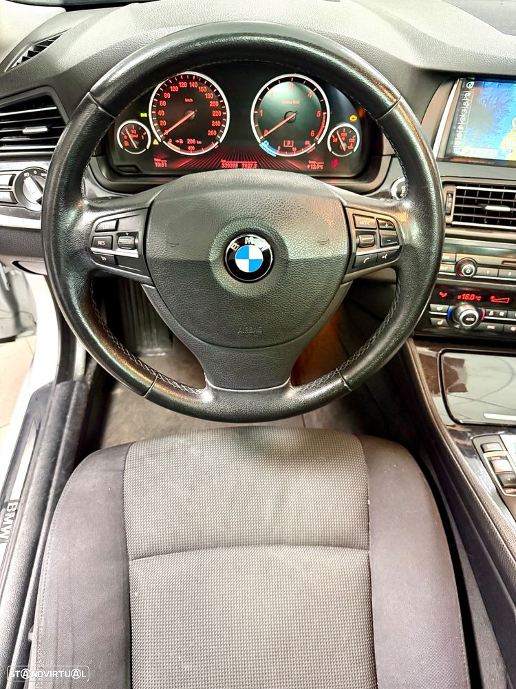 BMW 520 d Sport-Aut. - 17