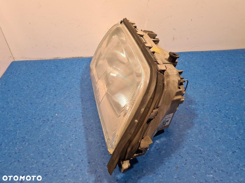 MERCEDES-BENZ W202 C 180 REFLEKTOR PRAWY - 6