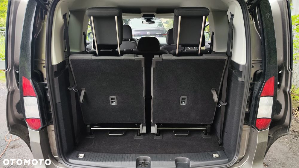 Ford Tourneo Connect 1.5 EcoBoost Titanium - 37