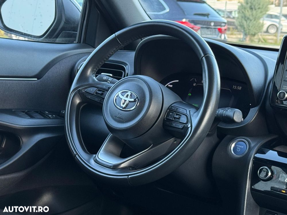 Toyota Yaris Cross - 8