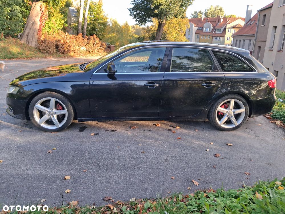Audi A4 Avant - 10