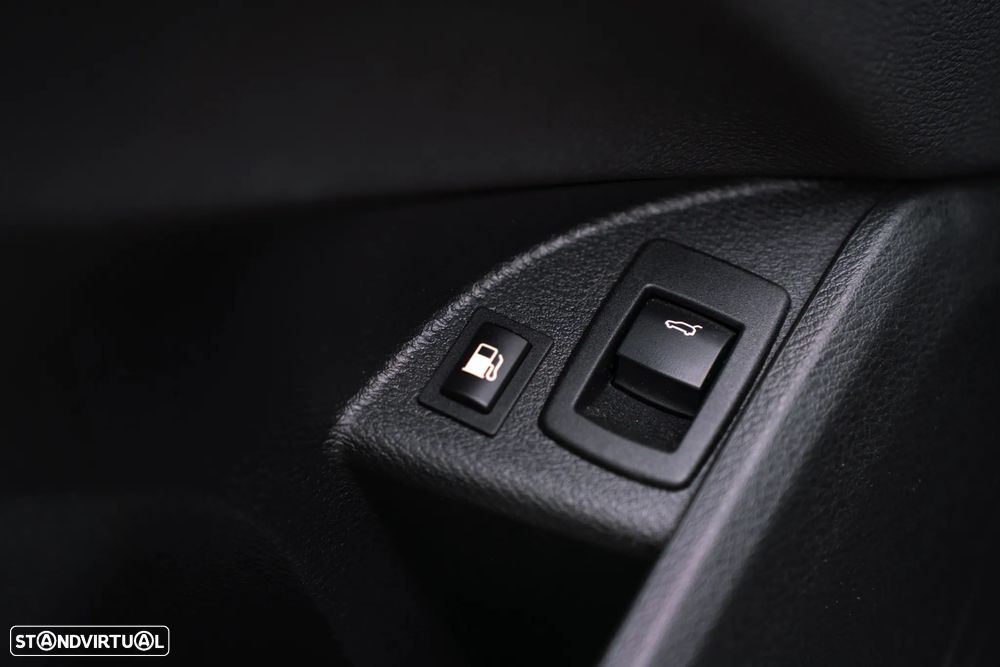 BMW X1 xDrive25e xLine - 28