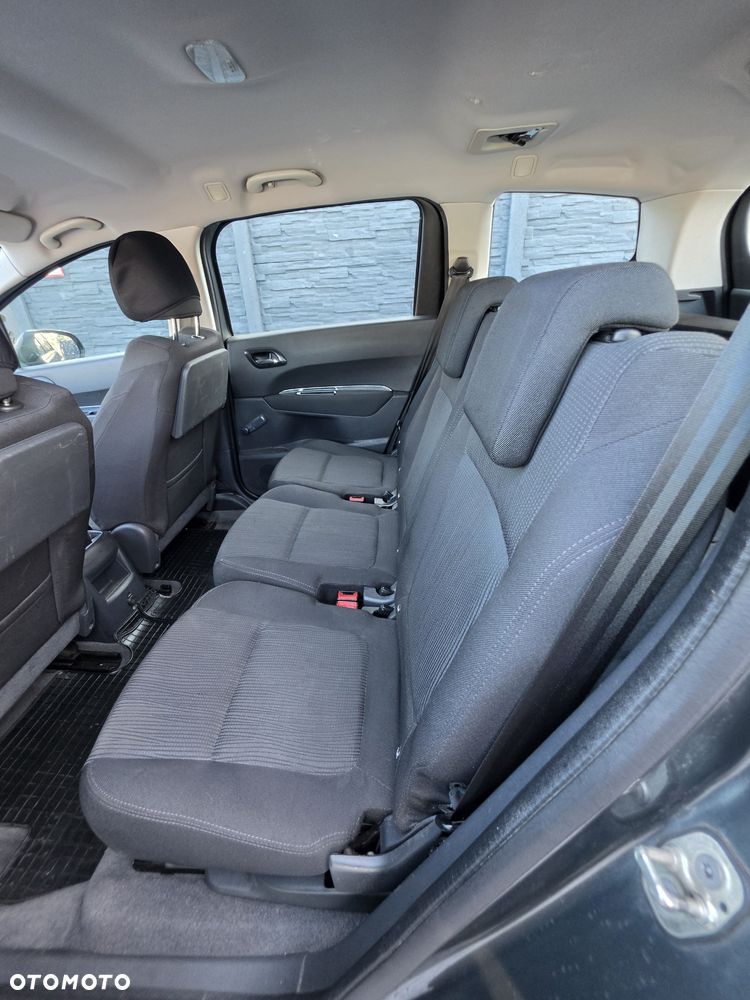 Peugeot 5008 - 4