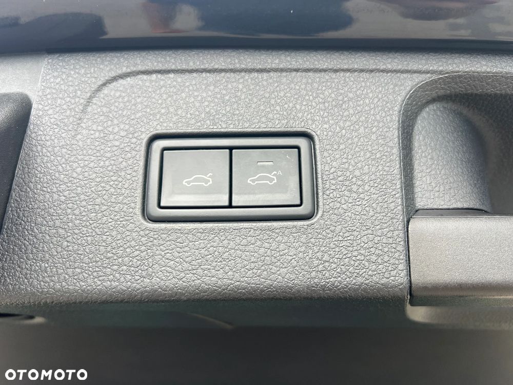 Volkswagen Passat 2.0 TDI SCR DSG Comfortline - 31