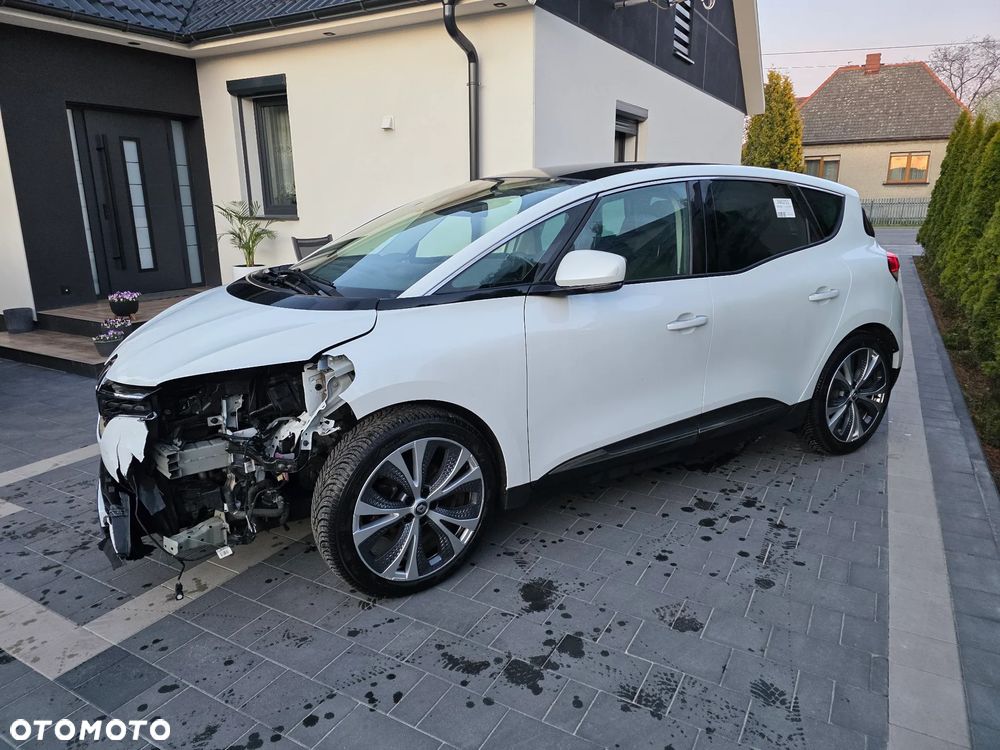 Renault Scenic - 8