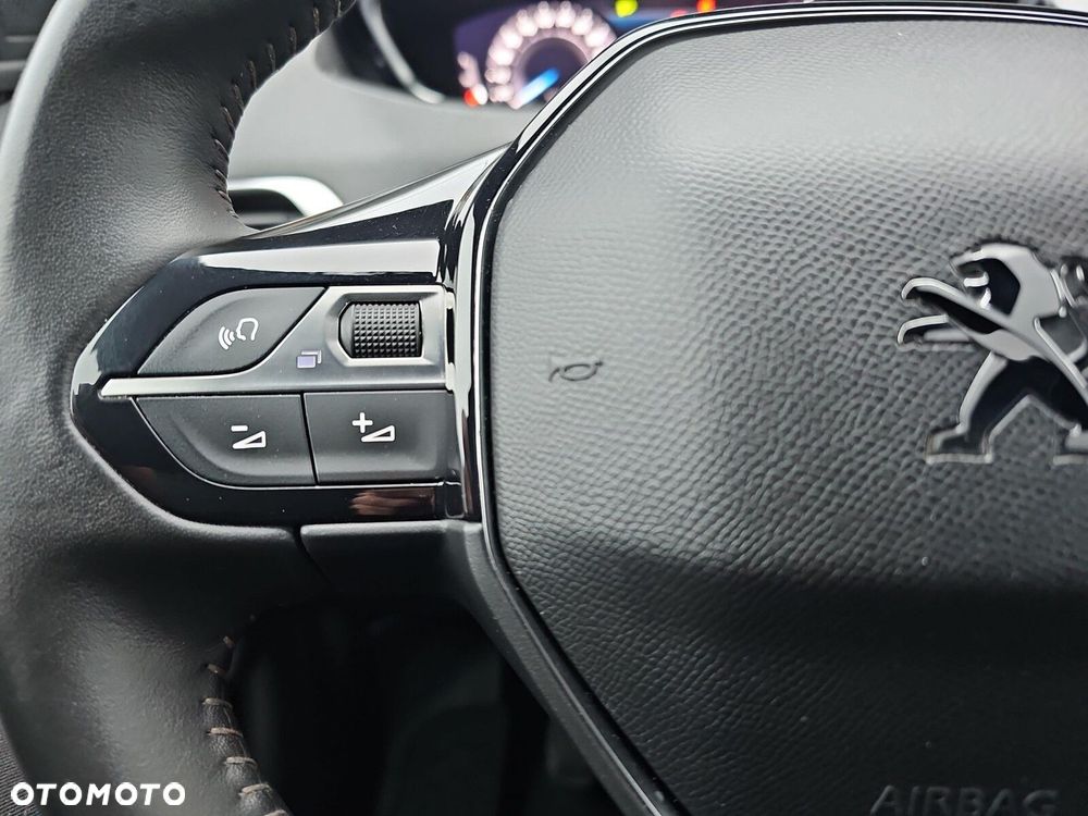 Peugeot 3008 1.2 PureTech Active Pack S&S - 12