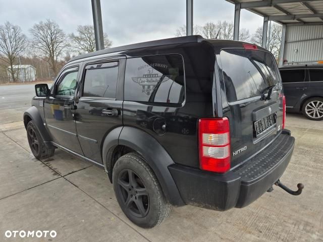 Dodge Nitro 2.8 CRD DPF SE - 1