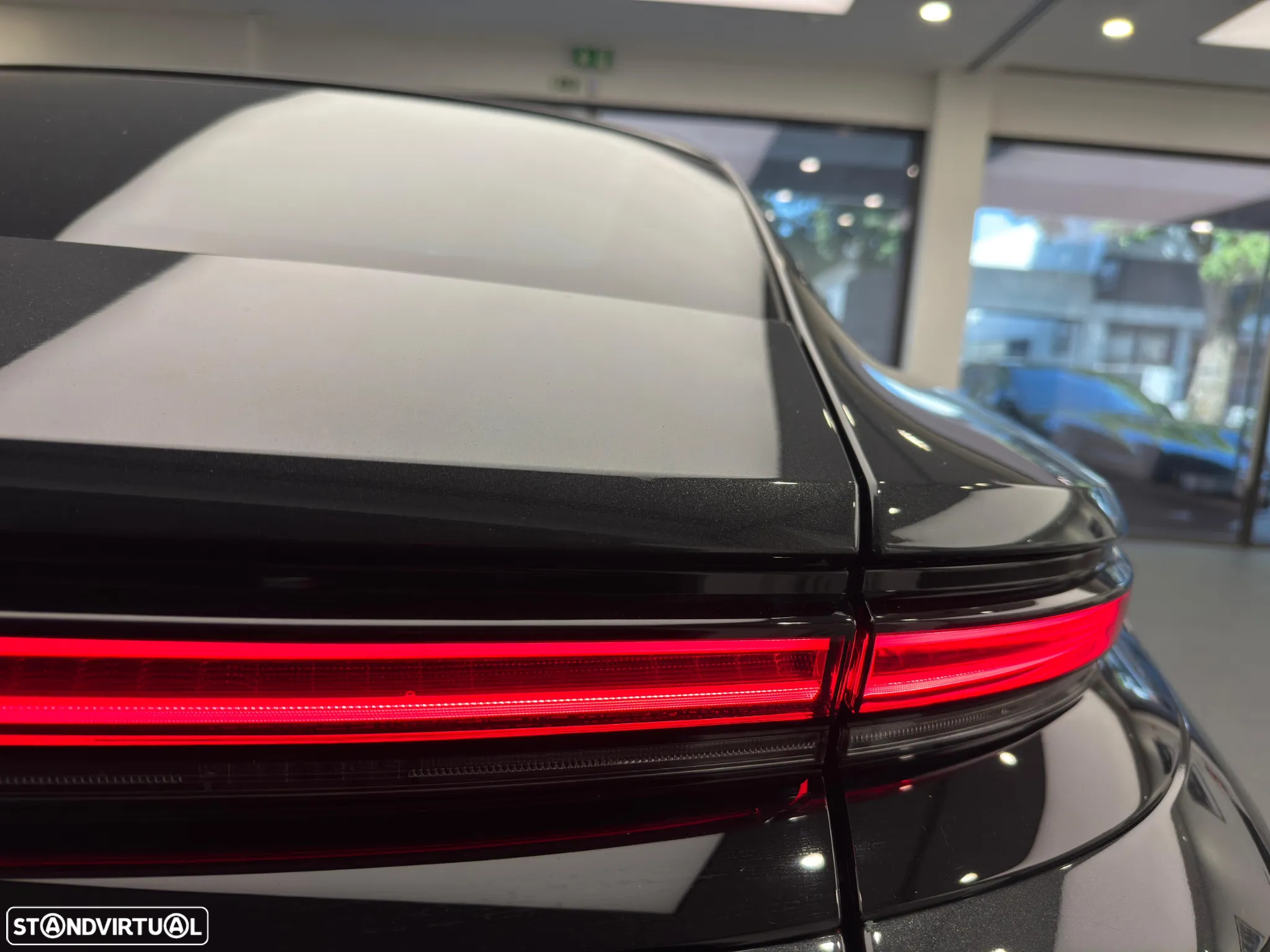 Porsche Panamera 4 E-Hybrid - 7