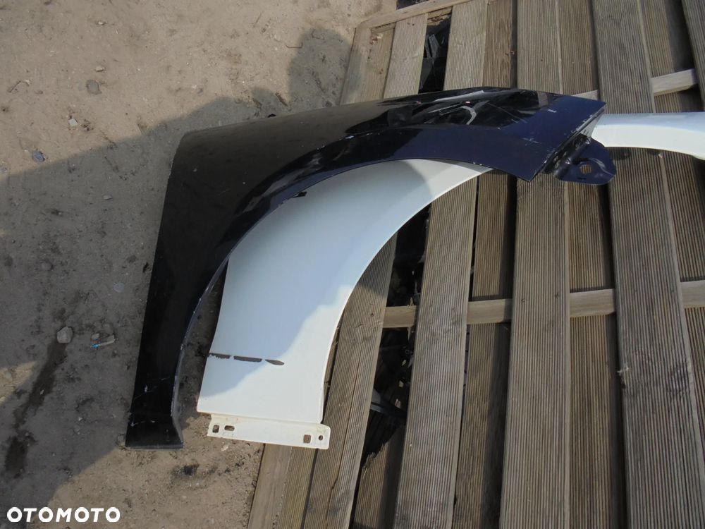 FORD FIESTA MK8 BŁOTNIK PRAWY PRZÓD - 3