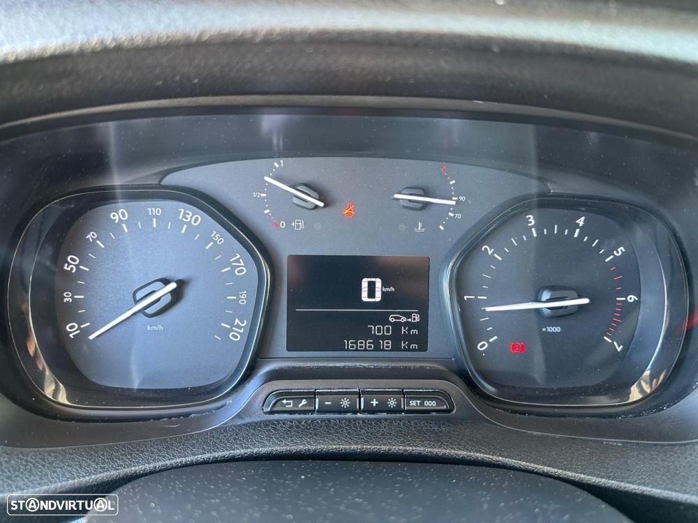 Citroën Jumpy 2.0 BlueHDi 3 LUG. IVA Dedutível - 18