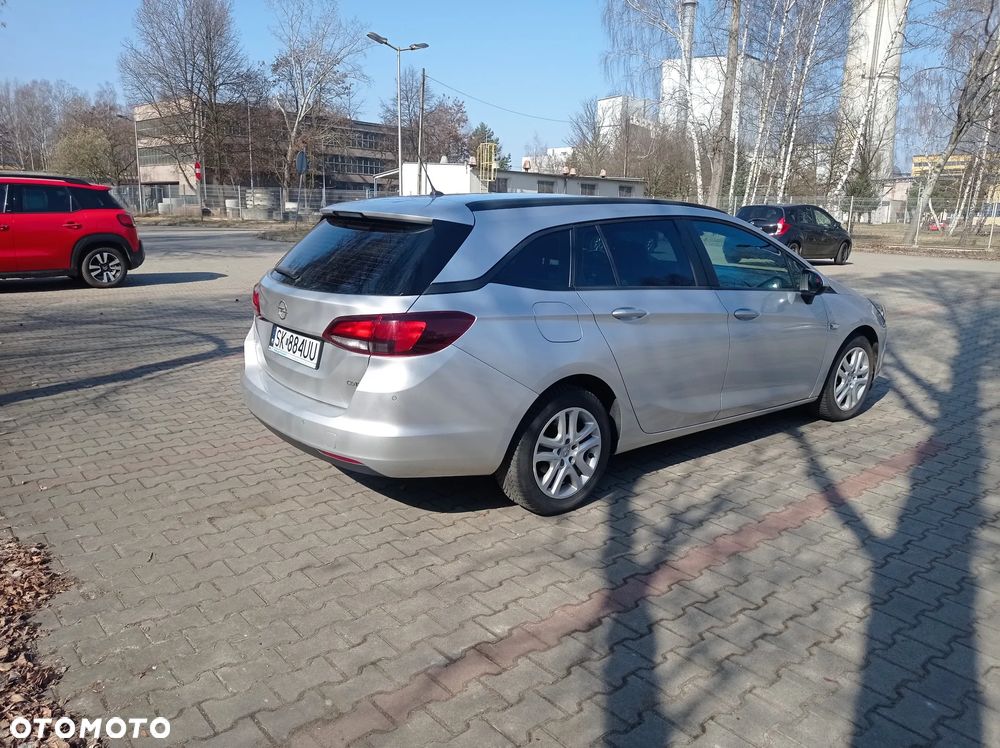 Opel Astra 1.6 CDTI Enjoy - 4