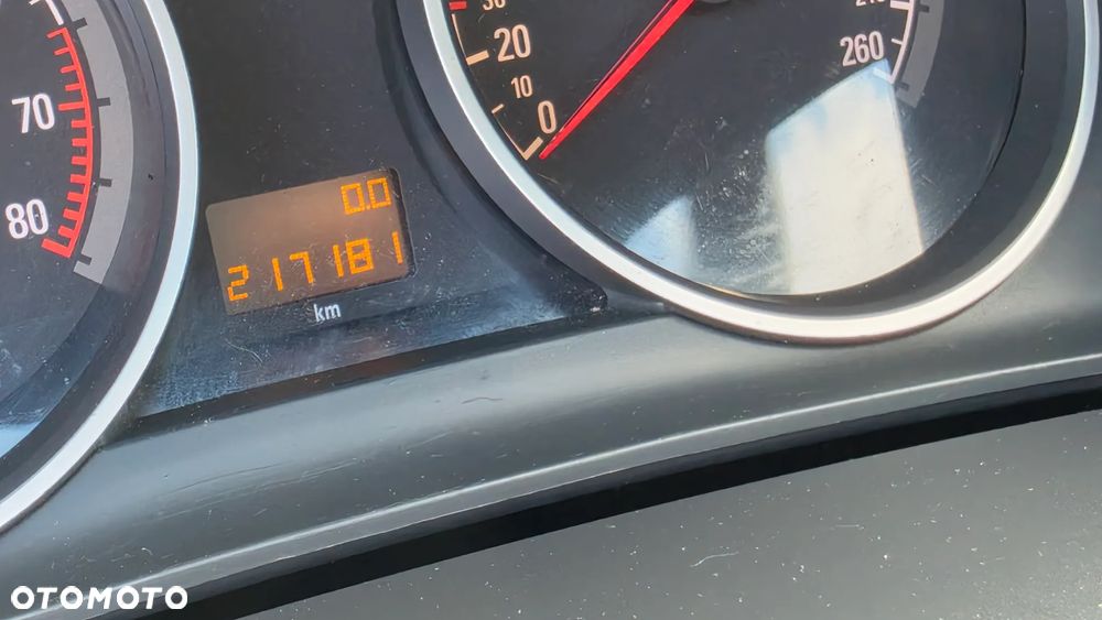 Opel Astra 1.6 T Cosmo - 20