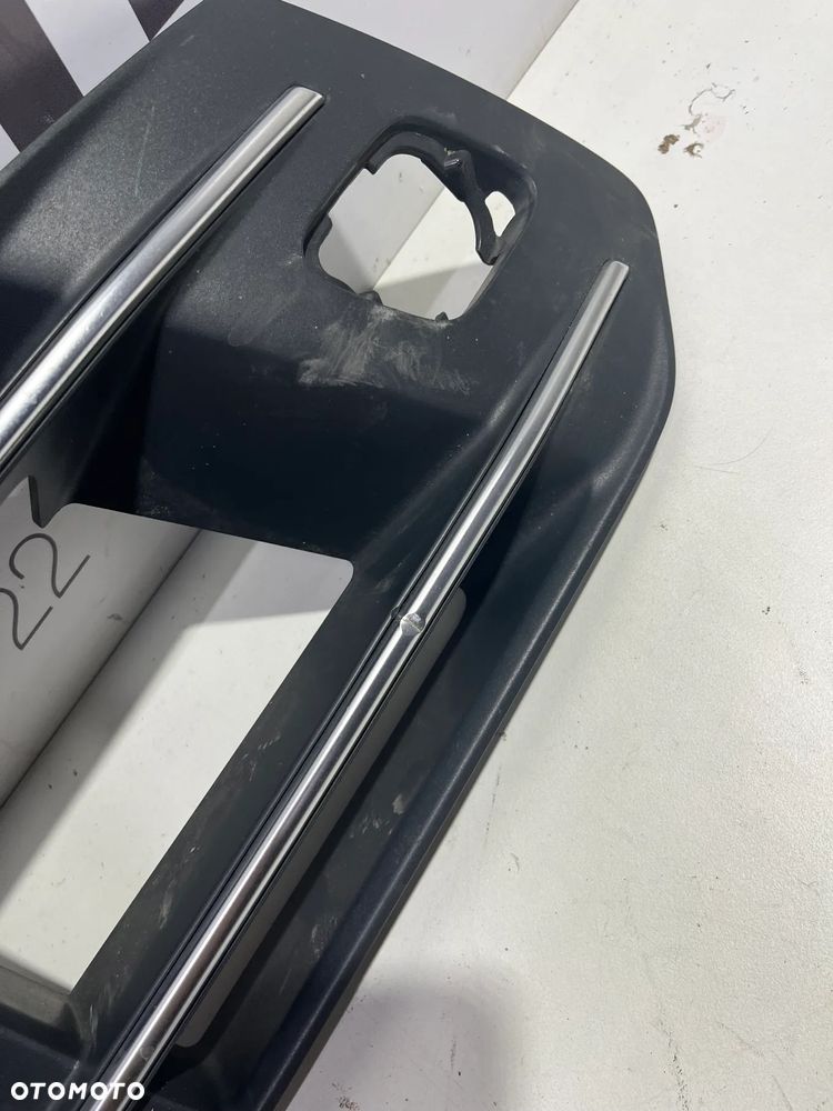 AUDI Q7 4M0807682 ATRAPA KRATKA ZDERZAKA PDC PRAWA ORYGINAŁ - 2