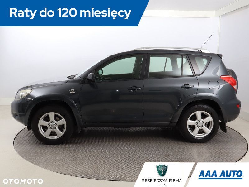 Toyota RAV4 - 4