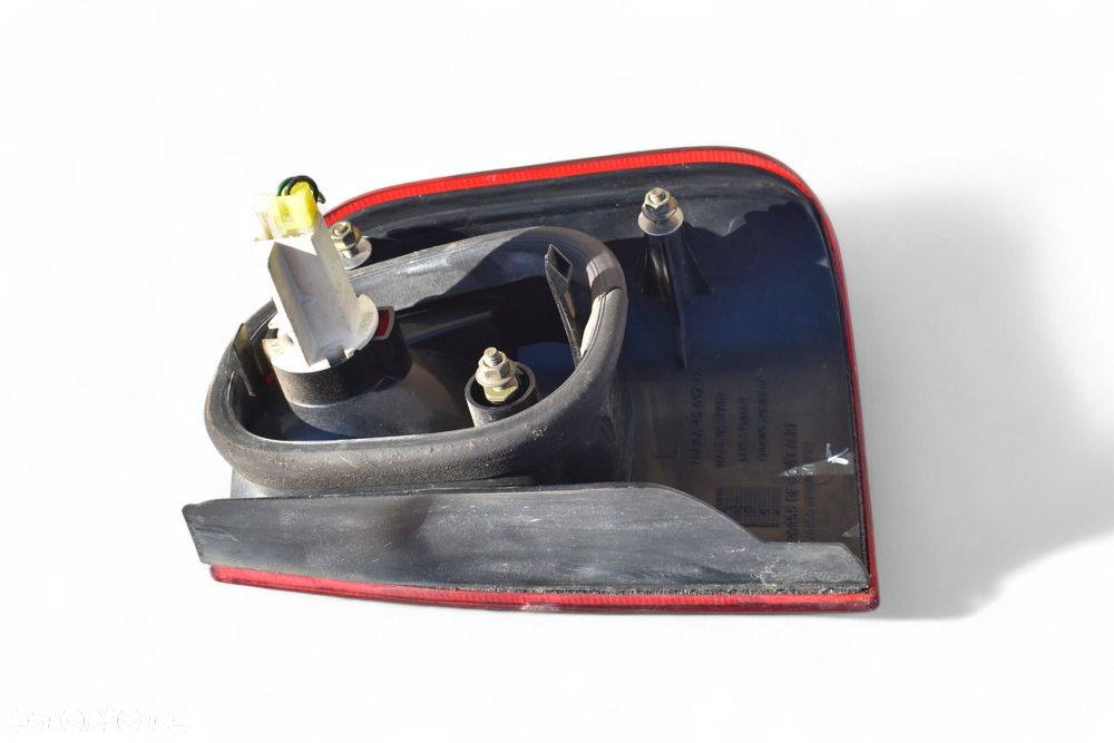 Lampa Lewy Tył FORD MAVERICK I NISSAN TERRANO II EU 268550F - 4