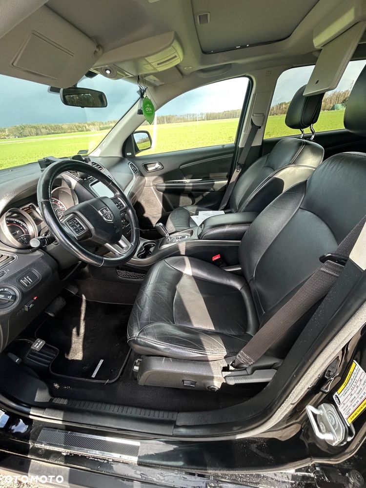 Dodge Journey - 10