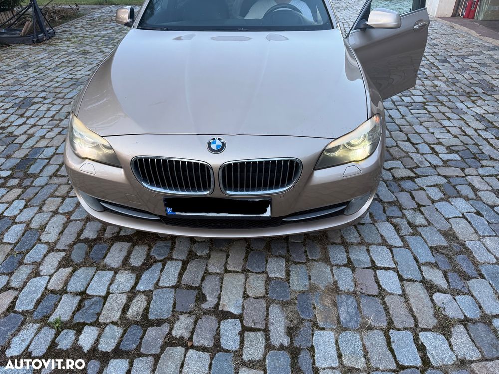 BMW Seria 5 535d xDrive AT - 11