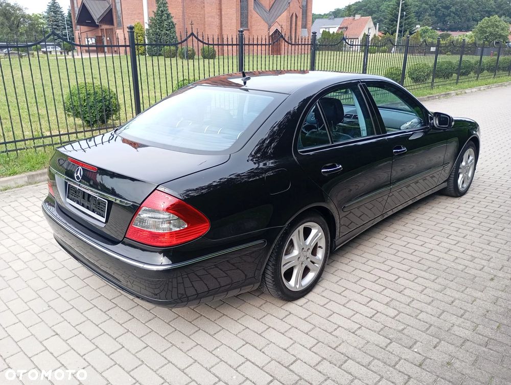 Mercedes-Benz Klasa E 350 7G-TRONIC Avantgarde BusinessEDITION - 4