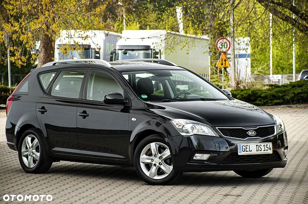Kia Ceed 1.6 CVVT Dream-Team Edition - 14