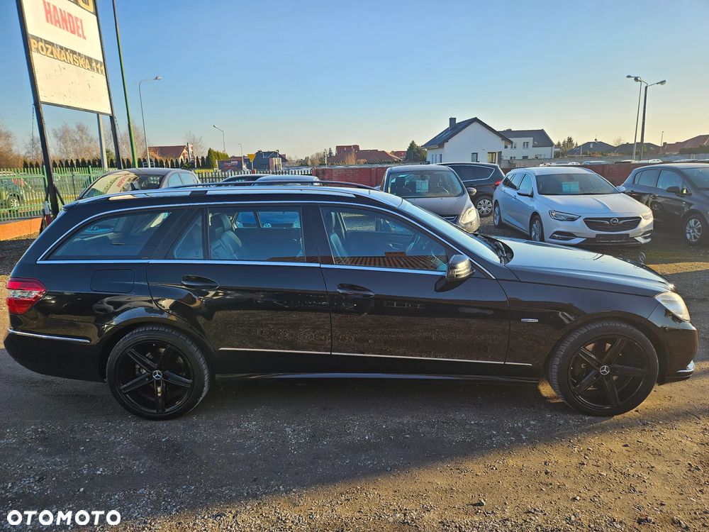 Mercedes-Benz Klasa E 350 CDI DPF BlueEFFICIENCY 7G-TRONIC Elegance - 9