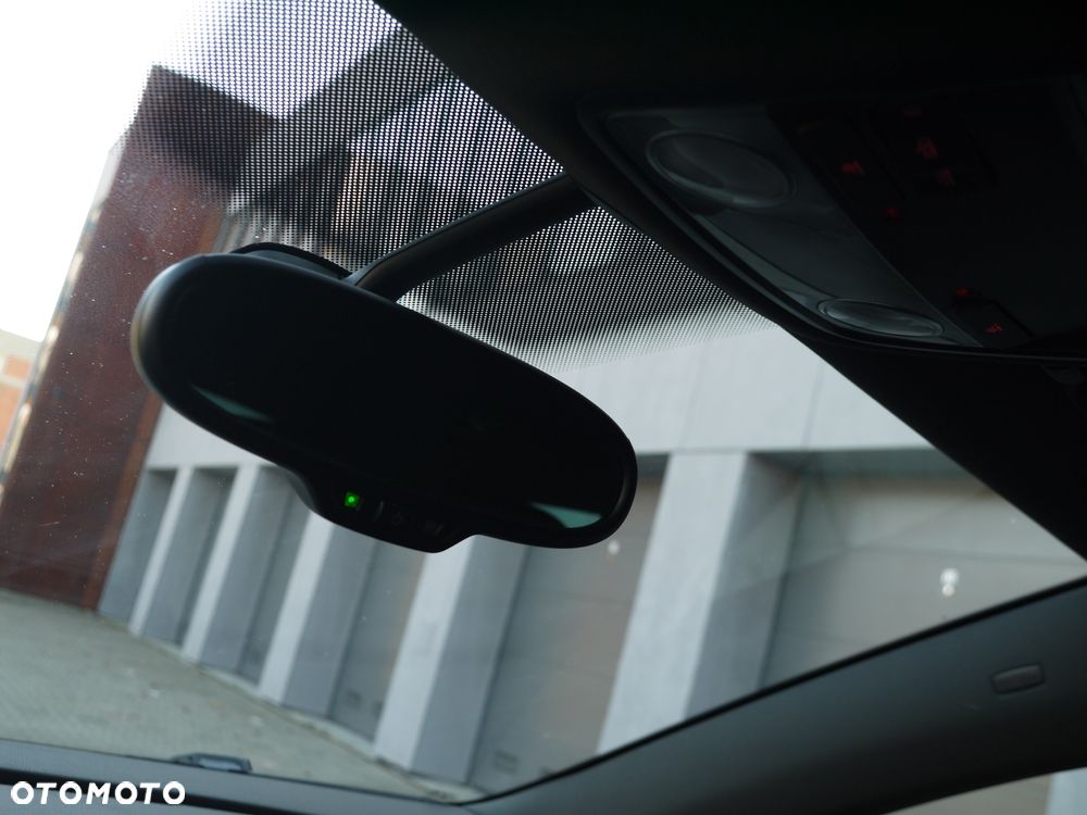 Volkswagen Scirocco 2.0 TDI - 33