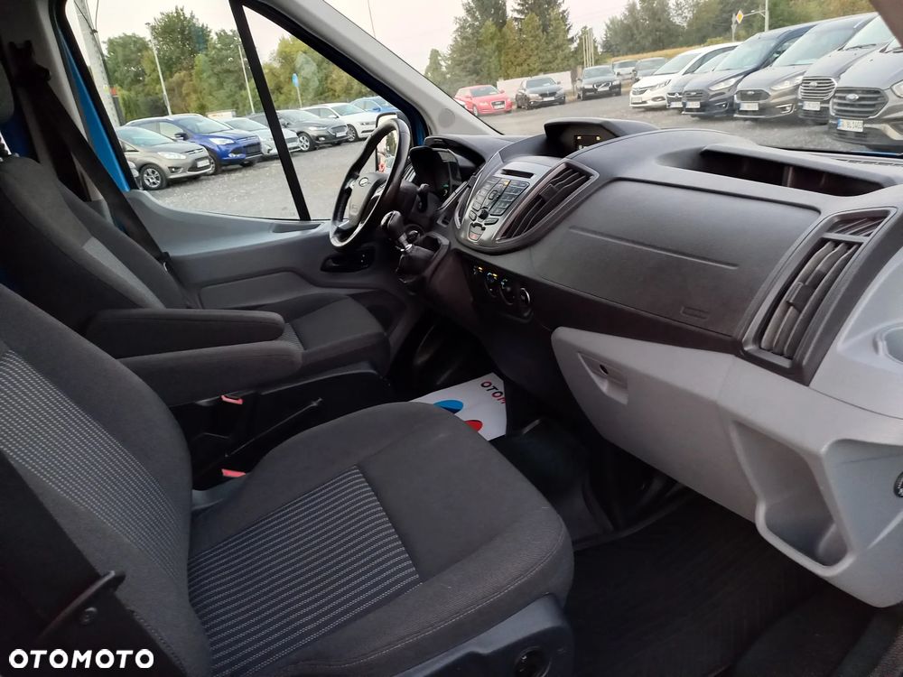Ford Transit - 17