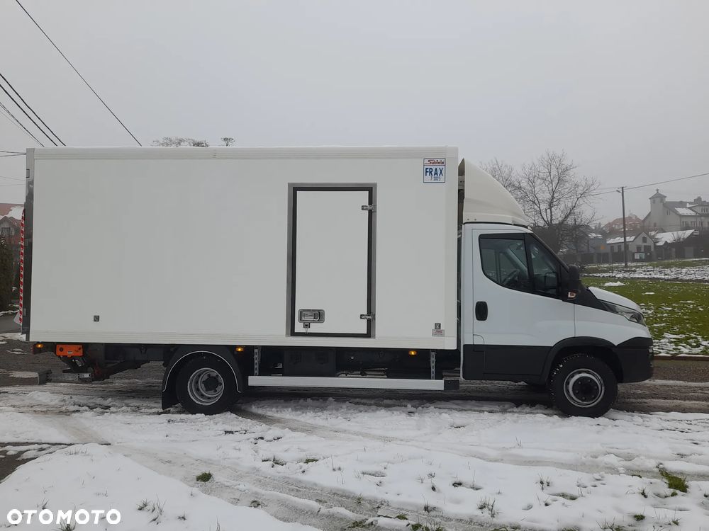 Iveco DAILY 72C18 70C18 Dmc 7200kg MROŹNIA/CHŁODNIA kontener 10 palet grube ściany 7cm!!! WINDA Dhollandia 1000kg// IGŁA// - 5