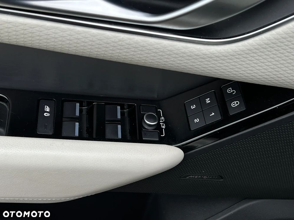 Land Rover Range Rover Velar 2.0d SE - 12