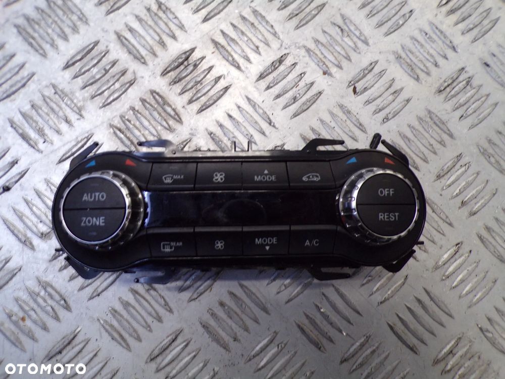 PANEL KLIMATYZACJI MERCEDES W176 A2469008415 A2459010805 - 1