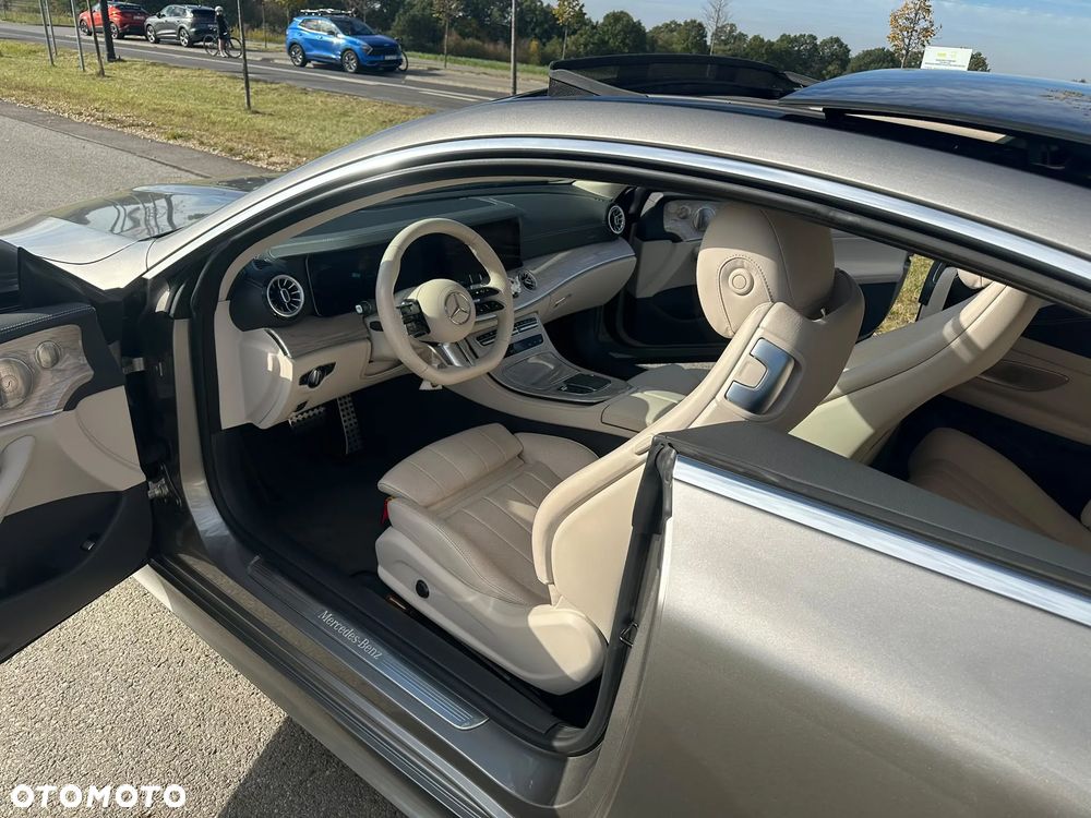 Mercedes-Benz Klasa E - 40