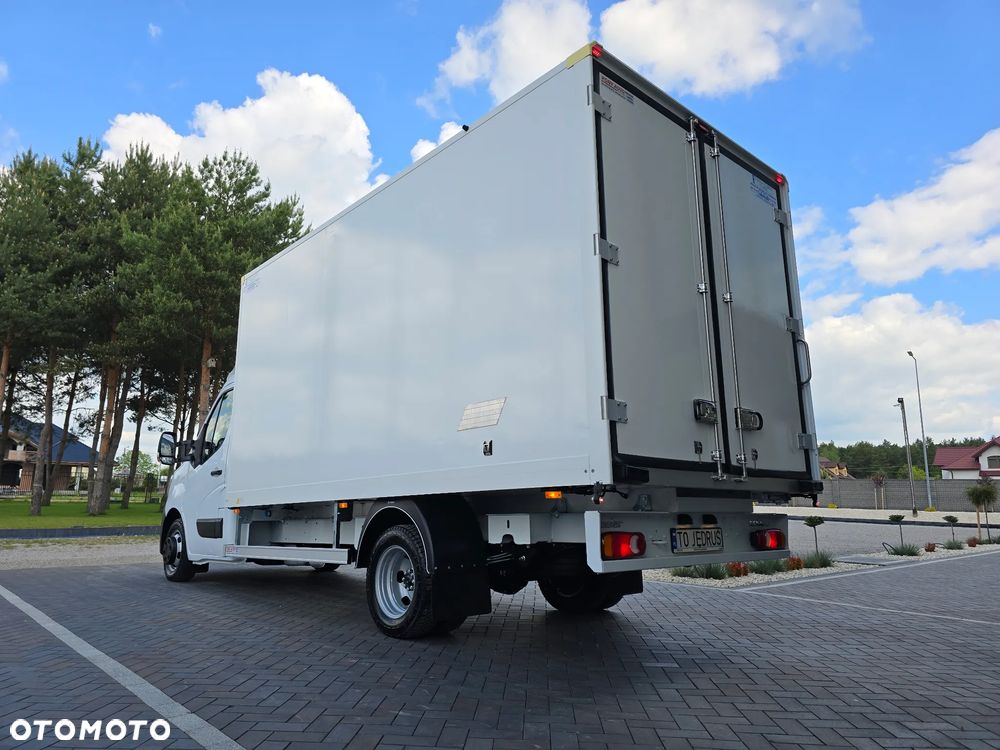 Renault MASTER CHŁODNIA 8 PALET Carrier XARIOS -29*C +29*C 230V STACJONARNE PODŁĄNCZENIE TYLN OŚ BLIŻNIACZA WZMOCNIONA SALON POLSKA 65Tyś km SERWIS ASO RENO DO OSTATNIEGO Km GWARANCJA BOGATA OPCJA WYPOSAŻENIA LEDY HALOGENY TEMPOMAT FOTEL KIEROWCY PNEŁMATYCZNY - 14