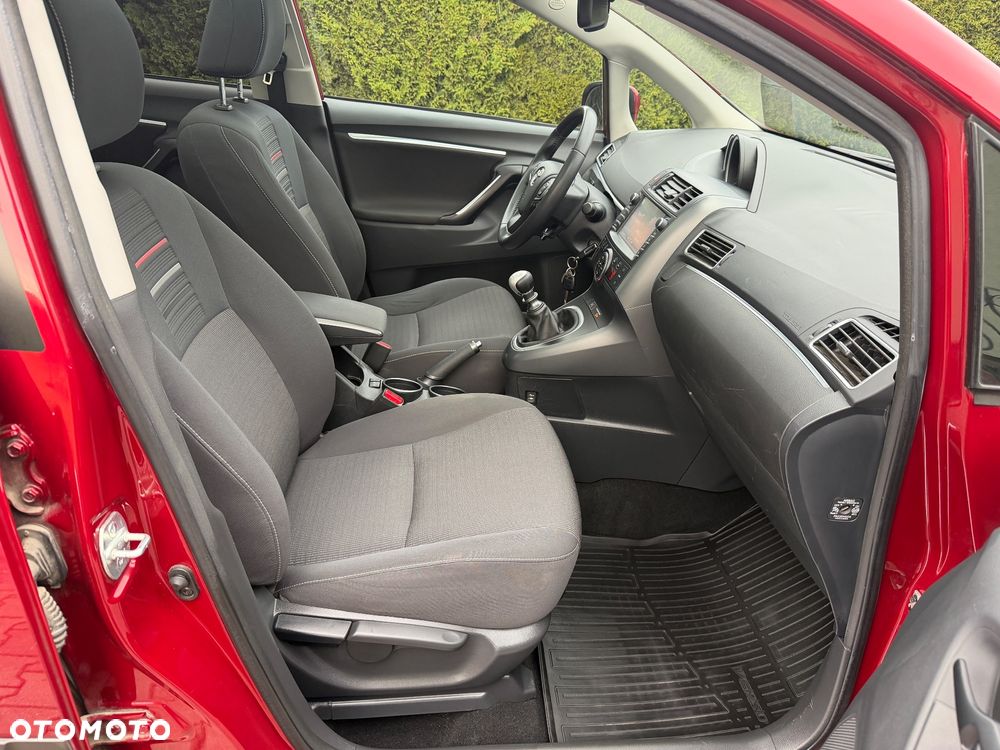 Toyota Verso 1.8 7-Sitzer Edition S+ - 29