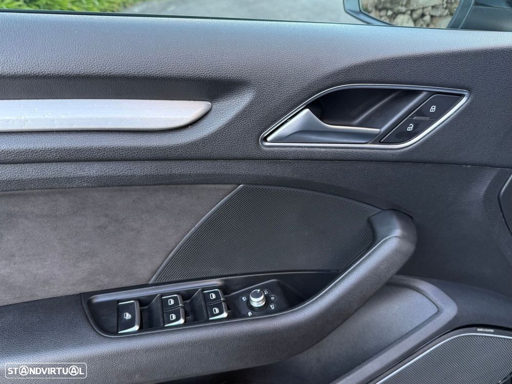 Audi A3 Cabrio 2.0 TDi S-line - 11