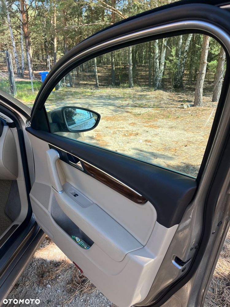 Volkswagen Passat 2.0 TDI 4Mot Highline DSG - 18
