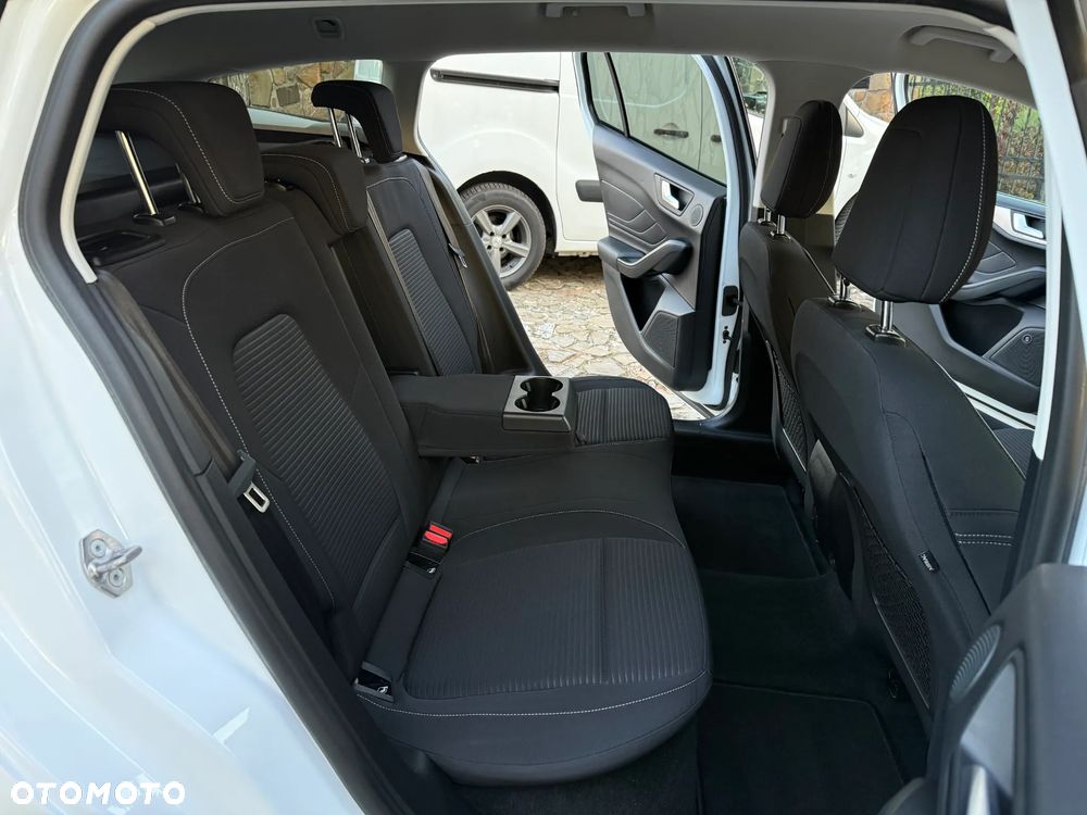 Ford Focus 1.5 EcoBlue Start-Stopp-System TITANIUM - 23