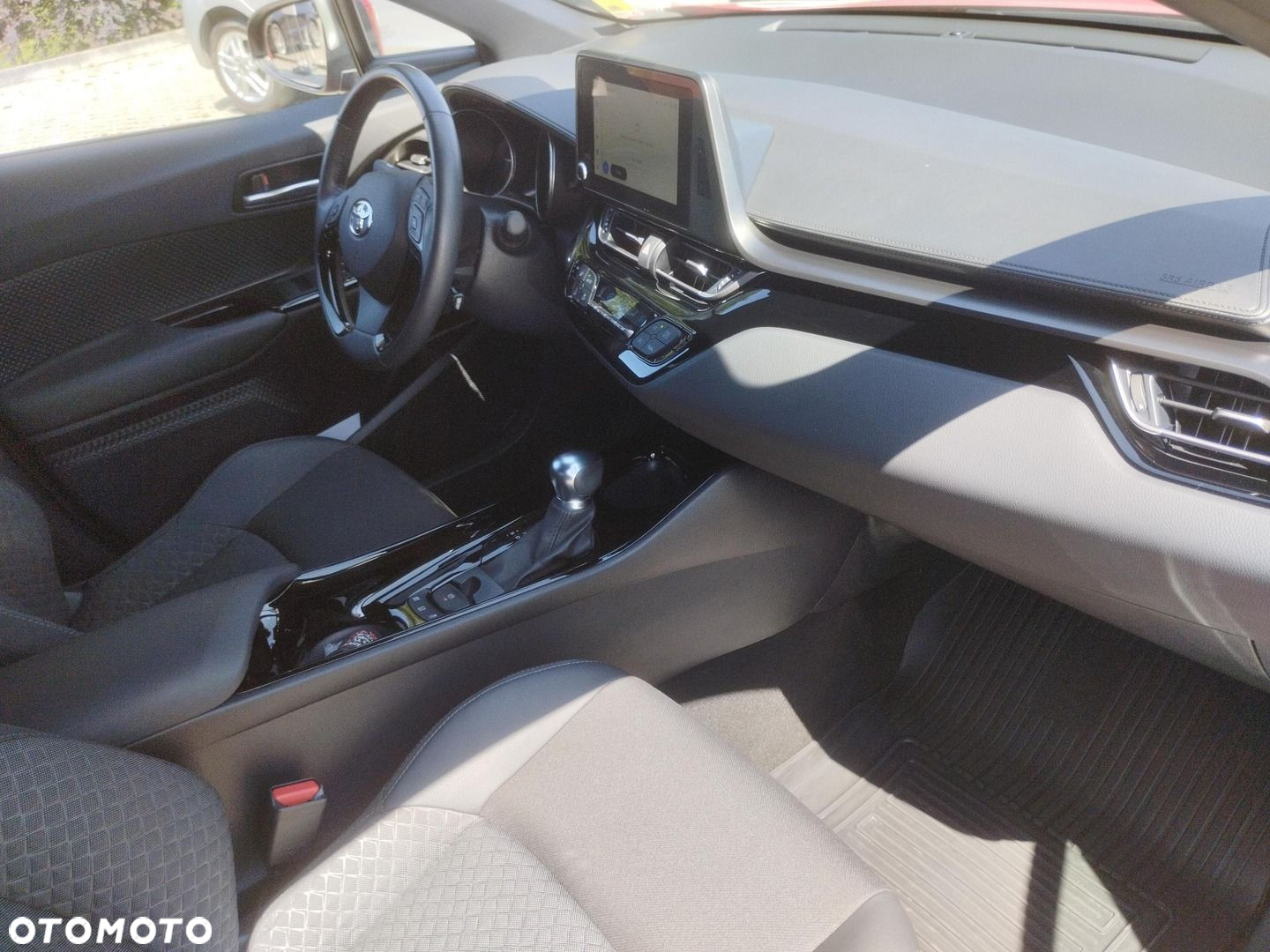 Toyota C-HR - 9