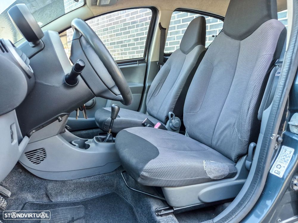 Toyota Aygo 1.0 + AC - 11