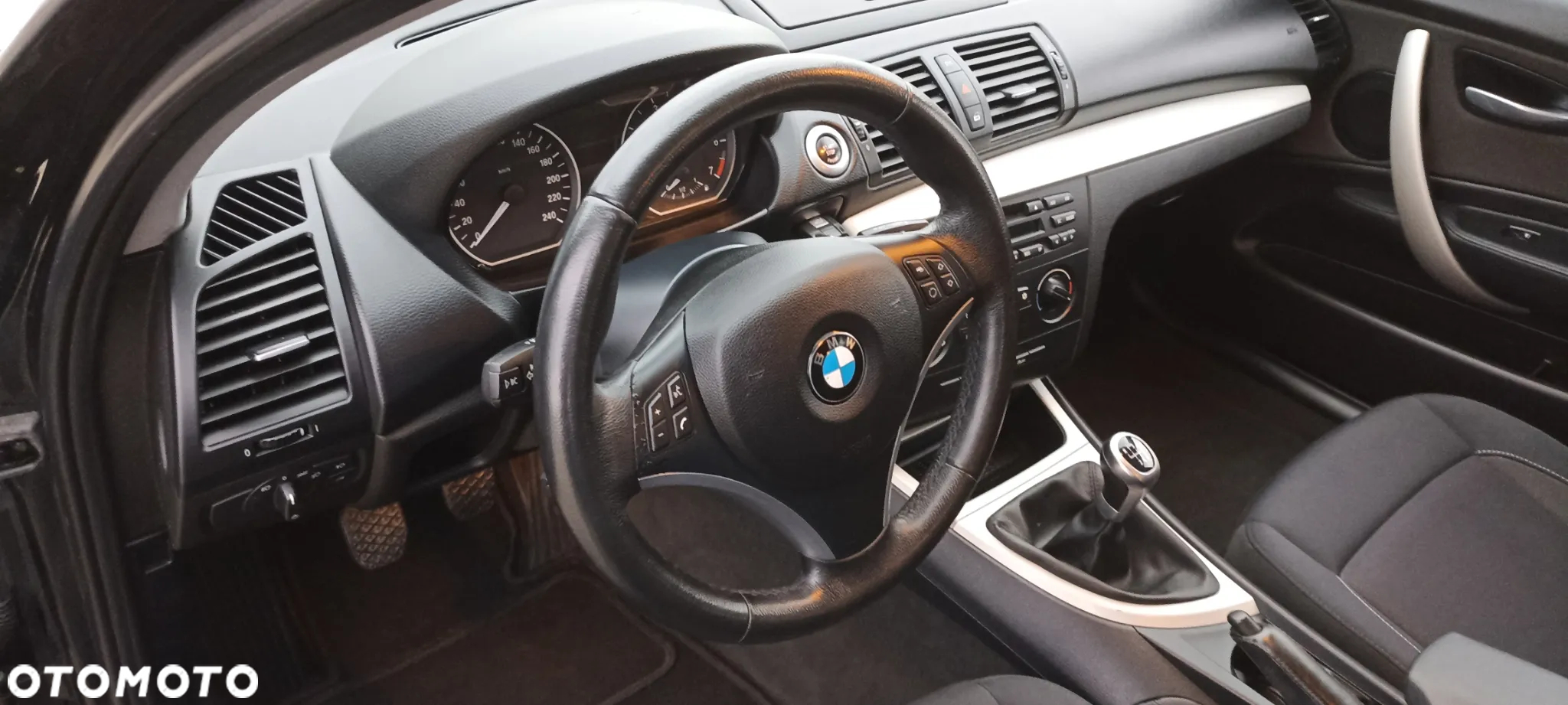 BMW Seria 1 116i - 20