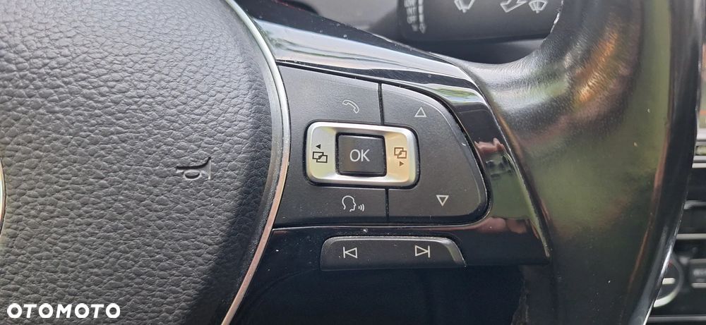 Volkswagen Passat 2.0 TDI BMT Highline DSG - 22