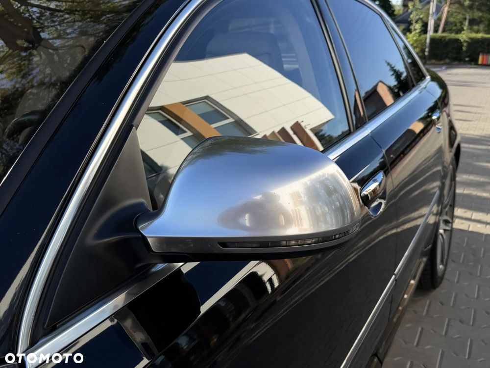 Audi S8 - 22
