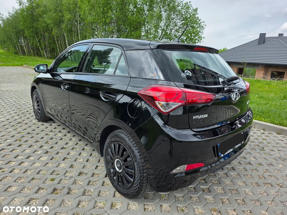 Hyundai i20 1.2 - 6