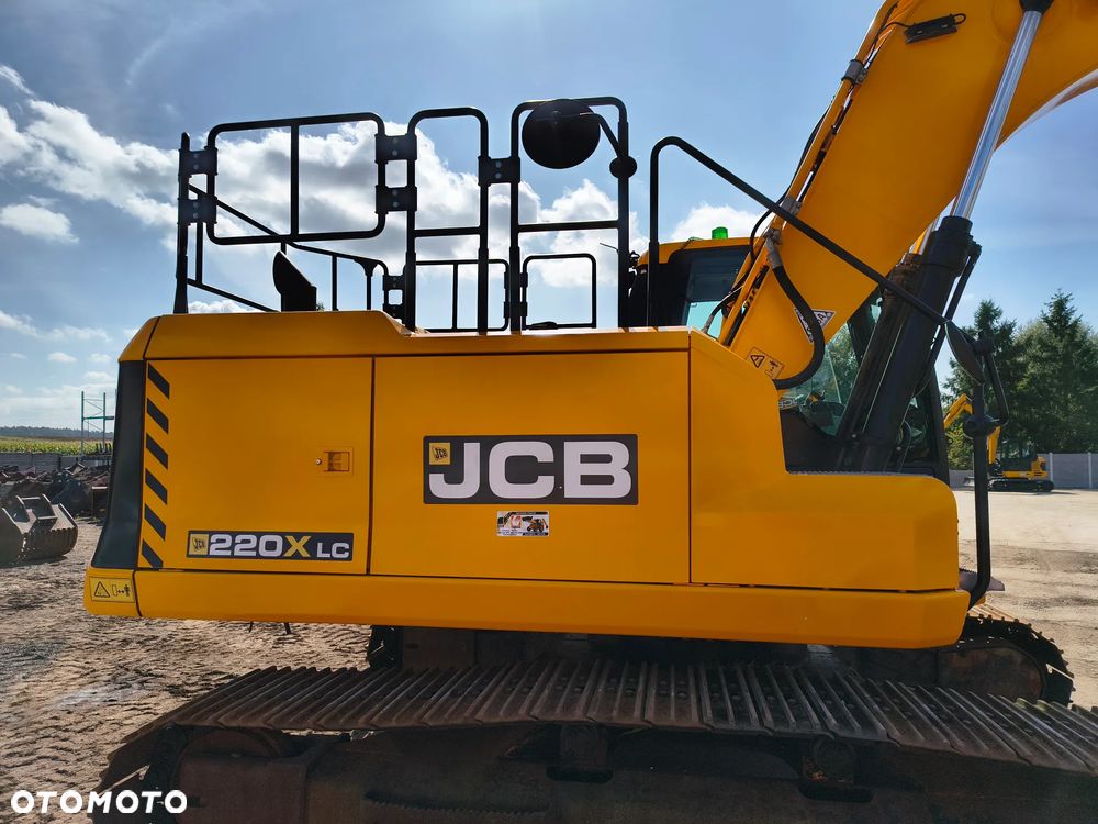JCB 220x js220 2021R - 12