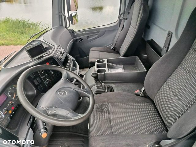 Mercedes-Benz AXOR 1829 Asenizacyjny - 11