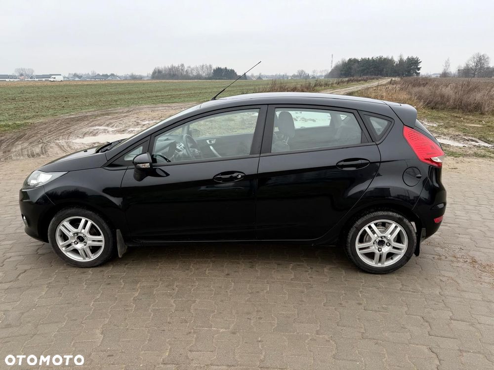 Ford Fiesta 1.25 Celebration - 6