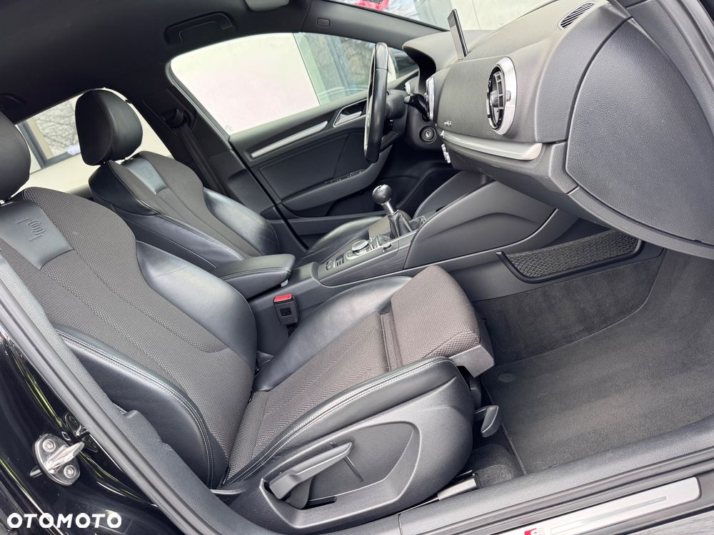 Audi A3 Sportback 2.0 TDI DPF quattro S line Sportpaket (plus) - 24